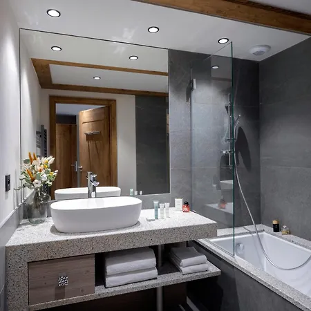 Mgm & Residences - Laska Hotel