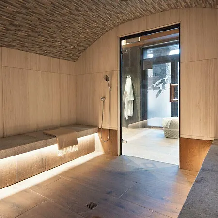 Mgm & Residences - Laska 4*